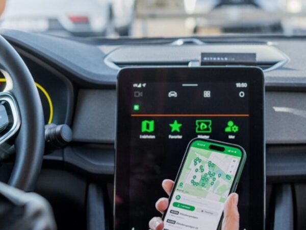 Close up on the Parkster app in a phone